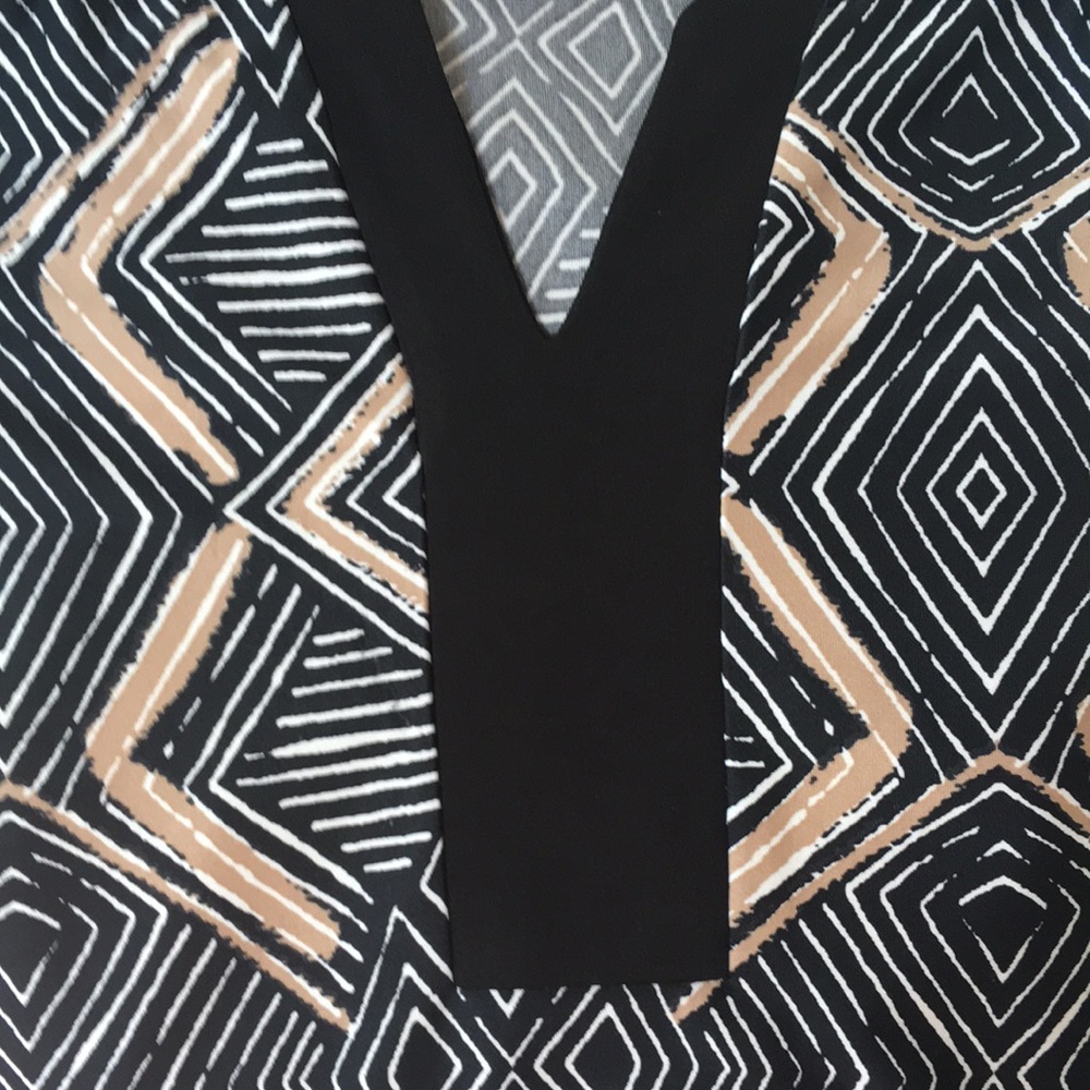 Black and Tan Print Top Size M - Picture 4 of 4